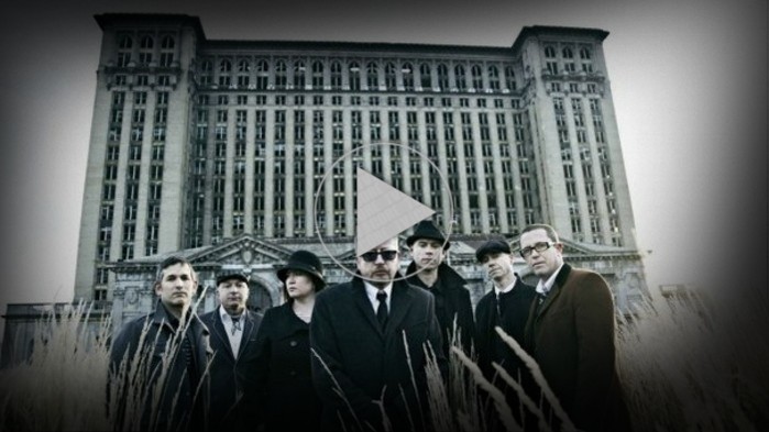 Selected music television: Flogging Molly unplugged auf CORE-TV